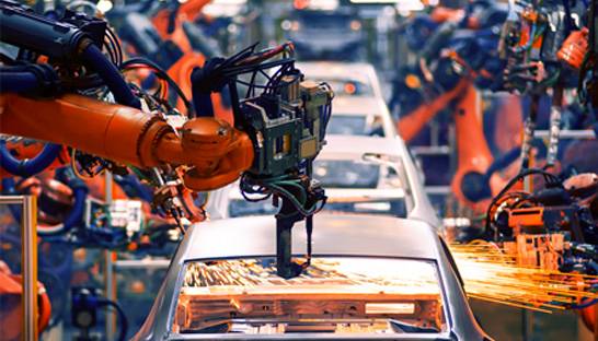 UK manufacturing nosedives amid economic slowdown