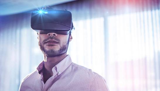 Accenture buys 60,000 Oculus headsets for VR training