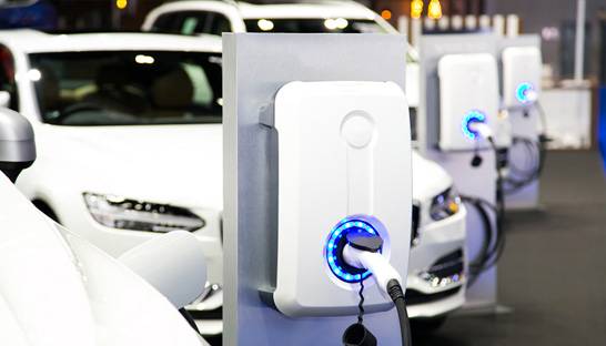 Arizona picks Aecom to plan electric car charging infrastructure